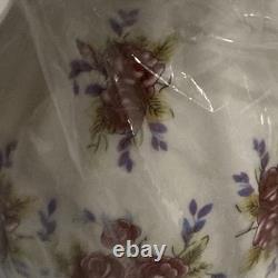 17 pc China Demitasse Tea Pot Creamer Sugar Bowl 6 Tea Cups & saucers Set candle