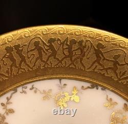 1920's Demitasse set. 8 cups/saucers. Encrusted gold. Porzellan Karlsbader. MINT