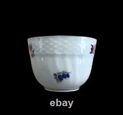 (4 Sets) Flowers Herend Gold Rim Demitasse Cups & Saucers #1728 Hand painted