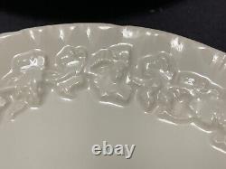 4 Wedgwood Queensware DEMITASSE CUPS & SAUCERS Cream Embossed Shell Edge 1961