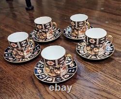 5 ROYAL CROWN DERBY IMARI PATTERN #2451 DEMITASSE COFFEE CUPs and saucers