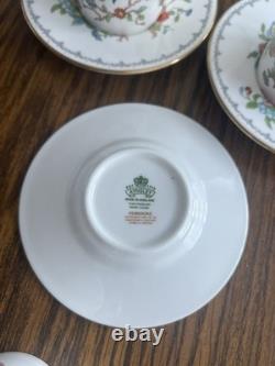 Aynsley Pembroke Demitasse Sets cups saucers 5
