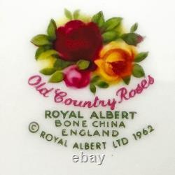 Beautiful Royal Albert Old Country Roses Demitasse Cups and Saucers. Set Of 4