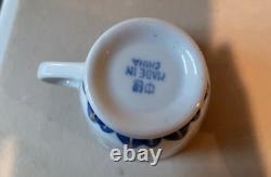 Chinese Rice Grain Pattern Porcelain Demitasse Cups & Saucers 1970's Set 24 VTG