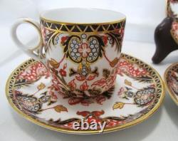 FOUR VINTAGE ROYAL CROWN DERBY KING'S IMARI 383 DEMITASSE CUPS & SAUCERS ca1924