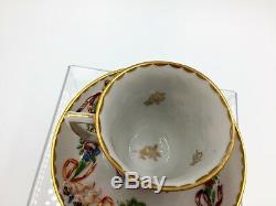 Fine 18th-19th Century Italian Capodimonte Porcelain Demitasse Cup & Saucer
