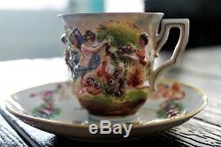 Fine 18th-19th Century Italian Capodimonte Porcelain Demitasse Cup & Saucer