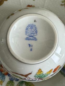 Herend Queen Victoria #711 Set of 2 Demitasse Cups and Saucers Plus 1 Saucer