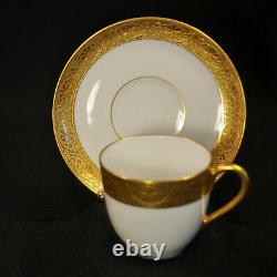 Hutschenreuther Set of 7 Demitasse Cups Saucers 1925-1939 White withEncrusted Gold