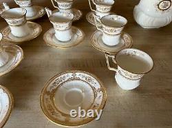 Late 19th C. Wedgwood #154623 Havelock Tea Pot with12 Demitasse/Tea Cups & Saucers