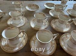 Late 19th C. Wedgwood #154623 Havelock Tea Pot with12 Demitasse/Tea Cups & Saucers