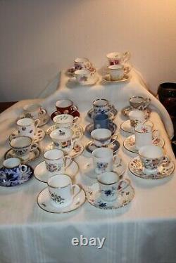 Lot of 22 Danbury Mint Demitasse Cups Saucers Houses of the World Collection