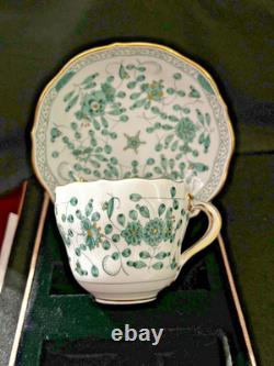 Meissen Demitasse 2 Cups & Saucers Green & White Indian Flower Pattern Vintage