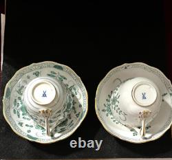Meissen Demitasse 2 Cups & Saucers Green & White Indian Flower Pattern Vintage