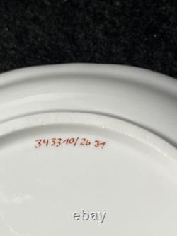 Meissen Demitasse 2 Cups & Saucers Green & White Indian Flower Pattern Vintage