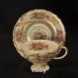 Rosenthal Germany 4 Cups 5 Saucers Demitasse Pedestal Queen's Bouquet 1952-1975