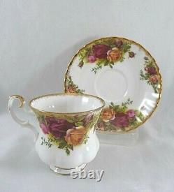 Royal Albert OLD COUNTRY ROSES Bone China (6) Demitasse 4oz Cups & Saucers