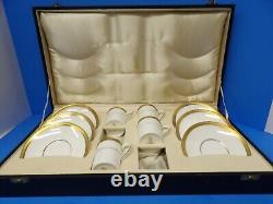 Royal Doulton England ROYAL GOLD H. 4980 Demitasse Cups & Saucers Set 4 with case