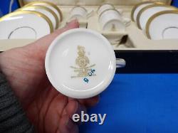 Royal Doulton England ROYAL GOLD H. 4980 Demitasse Cups & Saucers Set 4 with case