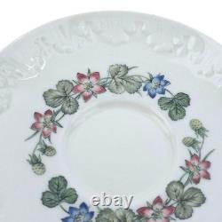 Set Of 8 Wedgwood Corinthian Pembroke Demitasse Cups & Saucers