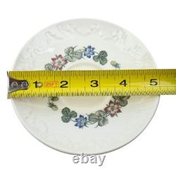 Set Of 8 Wedgwood Corinthian Pembroke Demitasse Cups & Saucers