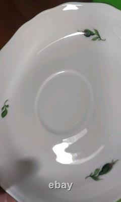 Set of 2 Augarten Wien Wiener Rose Demitasse Cups & Saucers Vintage Austria