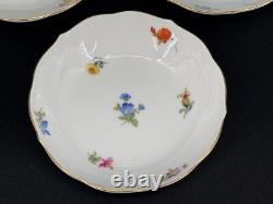 Set of (2) Meissen Porcelain Scattered Strewn Flowers Demitasse Cups & Saucers