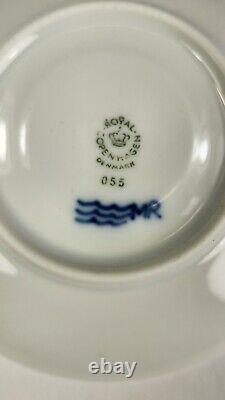 Set of 4 Royal Copenhagen BLUE FLUTED PLAIN Demitasse Cup & Saucer Sets 054/055