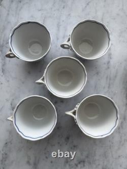 Set of 6 Meissen Blue Onion Demitasse Cups & Saucers Zwiebelmuster Porcelain Ger
