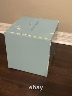 TIFFANY & CO. Rare Mrs. Delaney's Demitasse Tea Cup & Saucer. 4 Sets. (With Box)