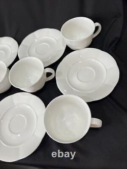 Villeroy & Boch 6 Sets Of Retired Damasco White Scrolls Demitasse Cups & Saucers