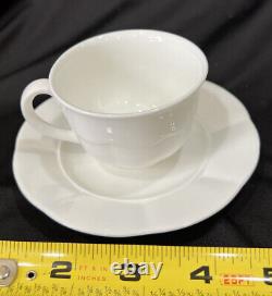 Villeroy & Boch 6 Sets Of Retired Damasco White Scrolls Demitasse Cups & Saucers