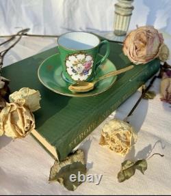 Vintage Porcelain Goumot Labesse Limoges Demitasse 6 Cups and 4 Saucers
