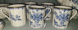 Vtg Royal Worcester Mansfield 6 demitasse cups & saucers w small coffee pot