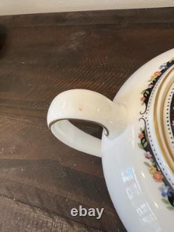 Wedgwood Osborne 13 Pc Set Tea Pot / Sugar Pot / Creamer/demitasse Cups/saucers