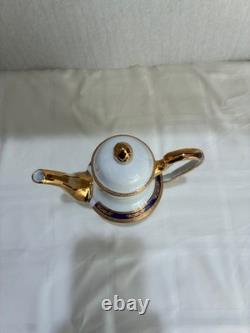 Yau Shing Laurel Shield porcelain demitasse coffee/tea set 12 cups and saucers