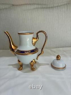 Yau Shing Laurel Shield porcelain demitasse coffee/tea set 12 cups and saucers